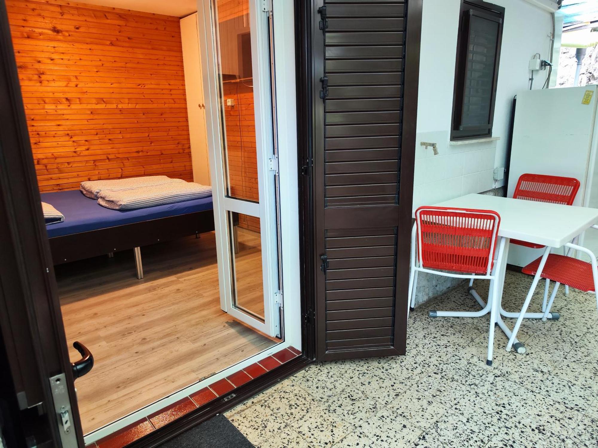 Apartments Pika Krk Town Exterior foto